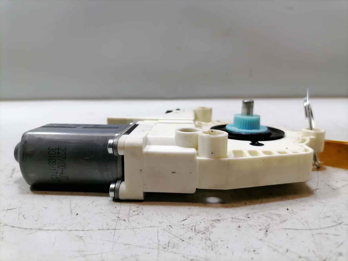 Audi A4 8K B8original Fensterhebermotor vorn links Bj.2010